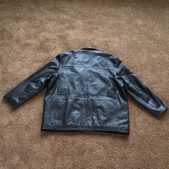 Men’s vintage leather coat by Phase 2, EUC - Picture 8 of 8